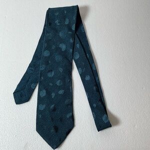 Brioni Elegant Blue Polka Dot Tie